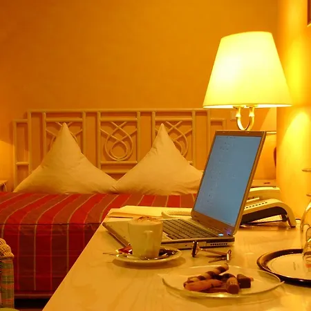 Campus Garden Businesshotel 4*