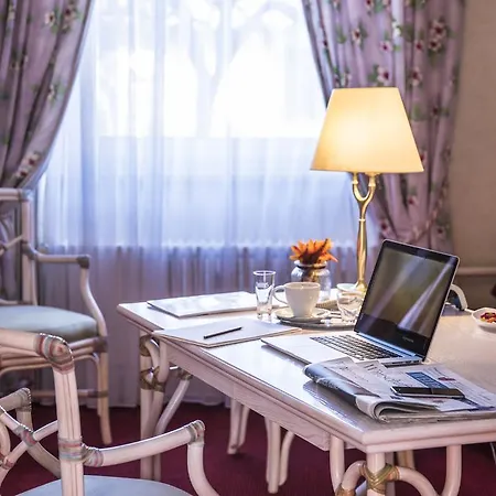 Campus Garden Businesshotel 4*
