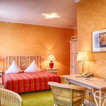 Hotel Campus Garden Businesshotel 4*